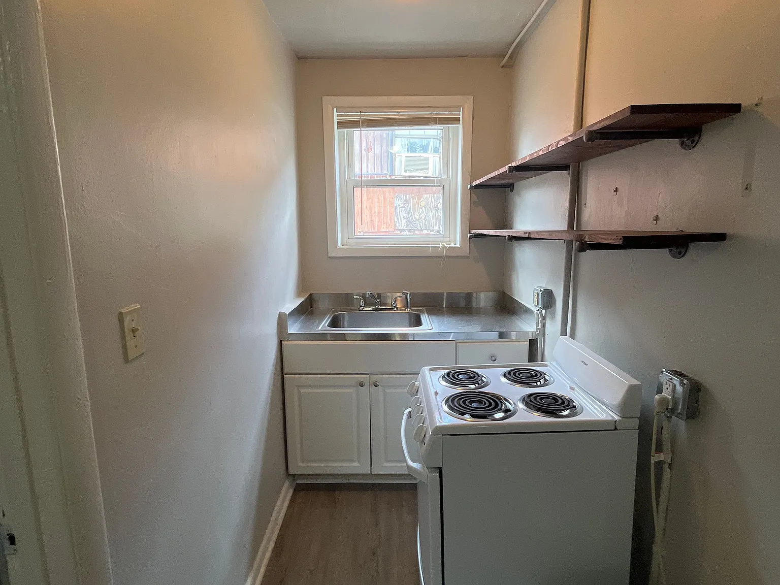 Eli Apartments — Photo 2