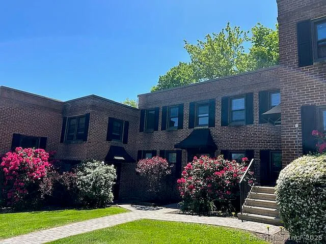 Building Photo - 34 Prospect St #4M