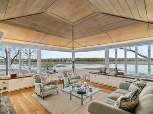 9 Outer Rd, Norwalk, CT 06854