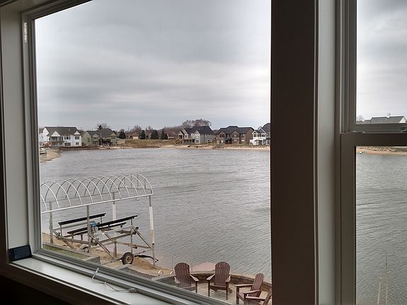3rd image of 6088 W Bay Ct