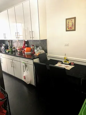 Sold by Area New York | media 4