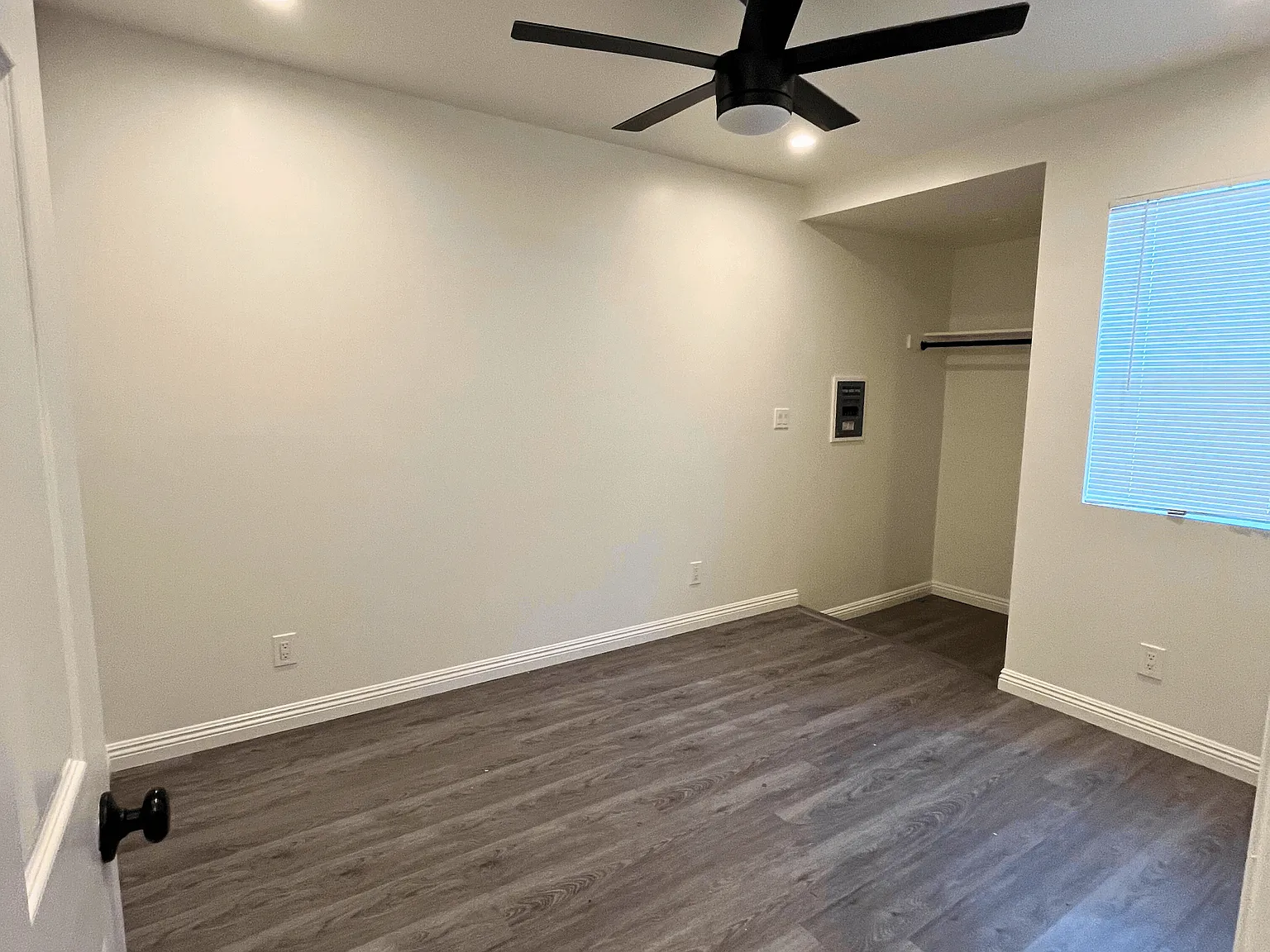 202 N. Cabrillo Ave. — Photo 3