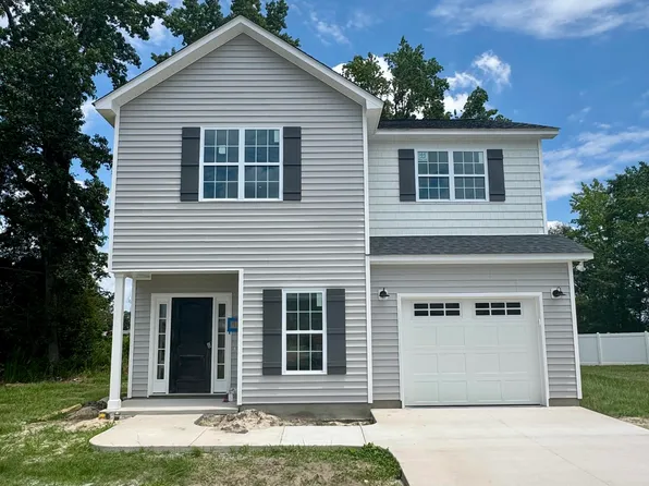 433 Pepperbush Court, Ayden, NC 28513