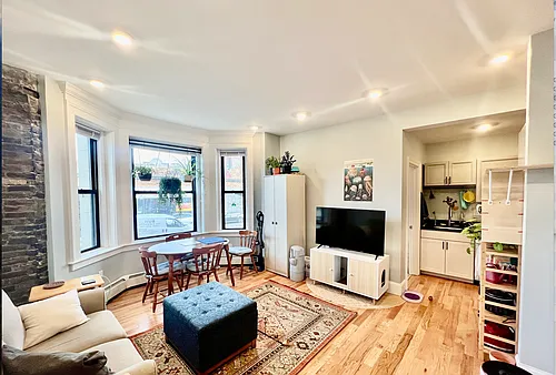 183-184 Harvard Ave #1 Photo 1