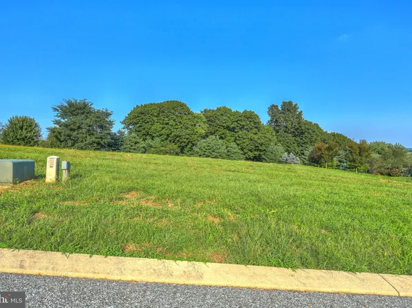 564 Monocacy Trl #149, Spring Grove, PA 17362