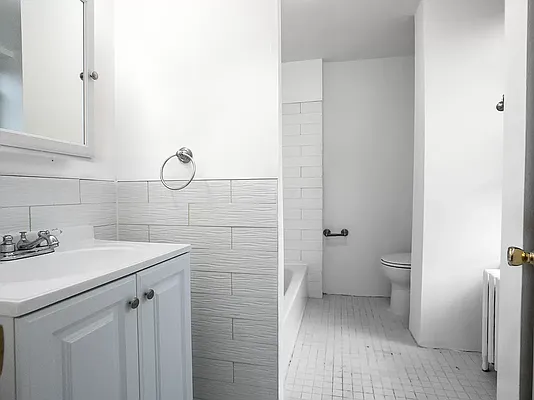 Rented by Brown Harris Stevens | media 16