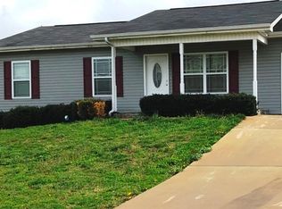 187 Falcon Crst, Weaver, AL 36277