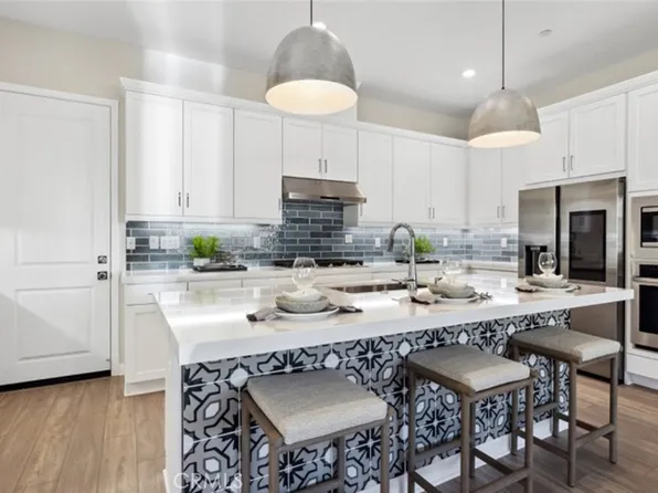 29415 Camino Surfeo, Santa Clarita, CA 91354
