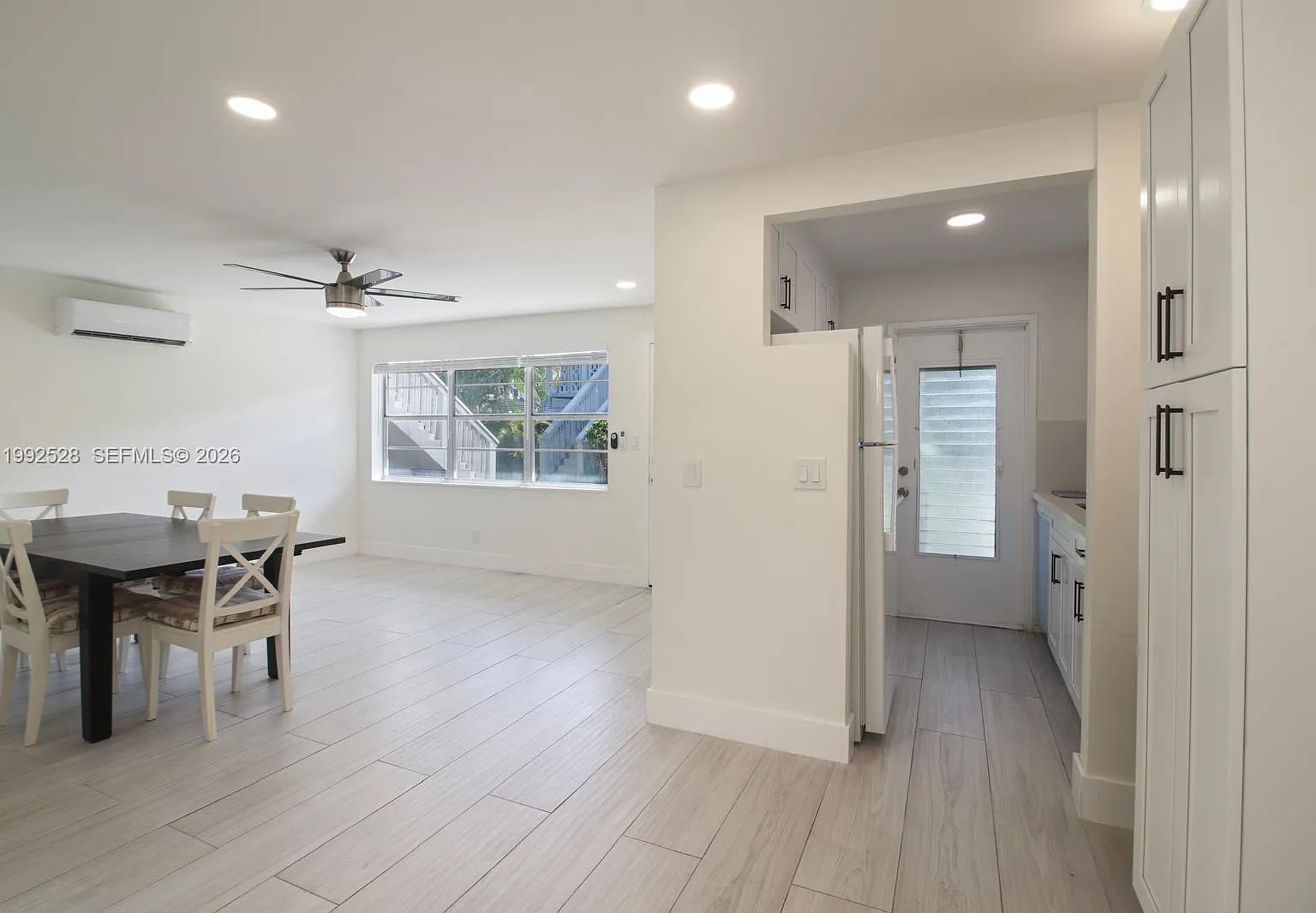 Landfall Apts Co-Op — Photo 4