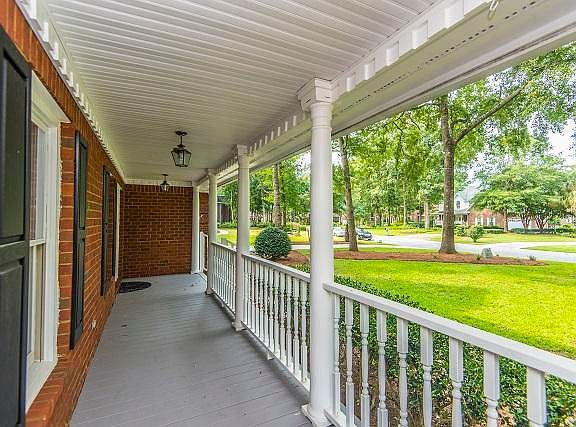 4th image of 8618 Arthur Hills Cir