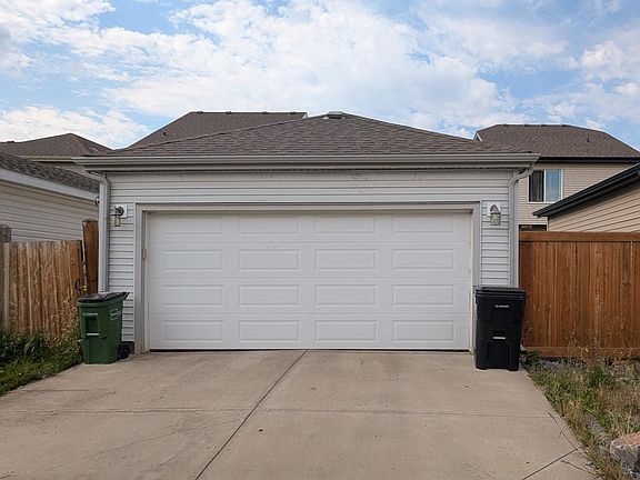 4th image of 4035 Chappelle Grn SW