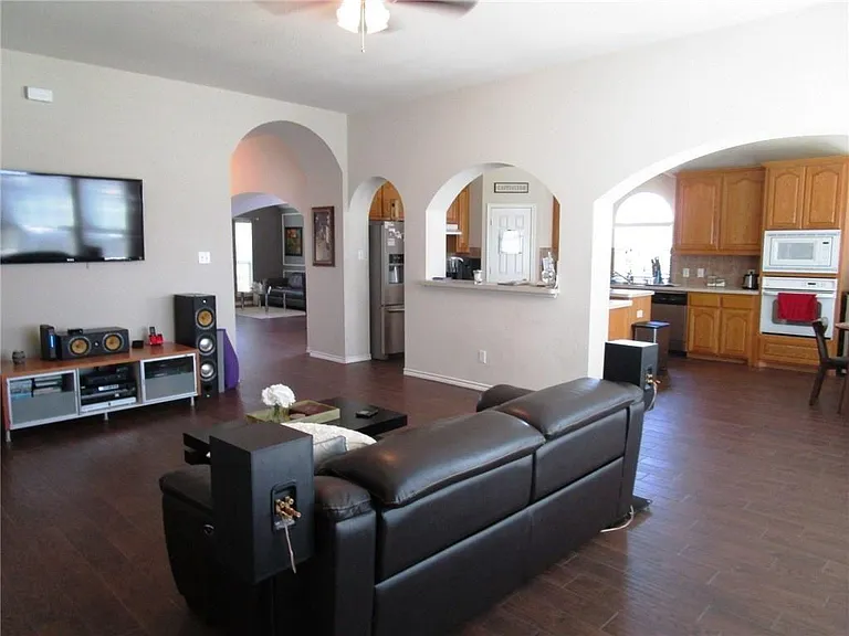 7312 High Point Dr — Photo 11