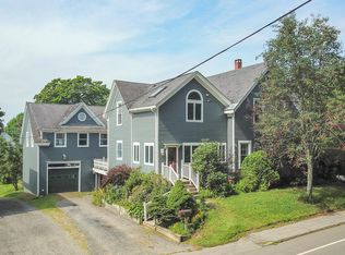 54 Mountain St, Camden, ME 04843