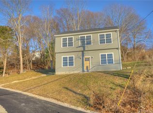 611 Military Hwy, Groton, CT 06340