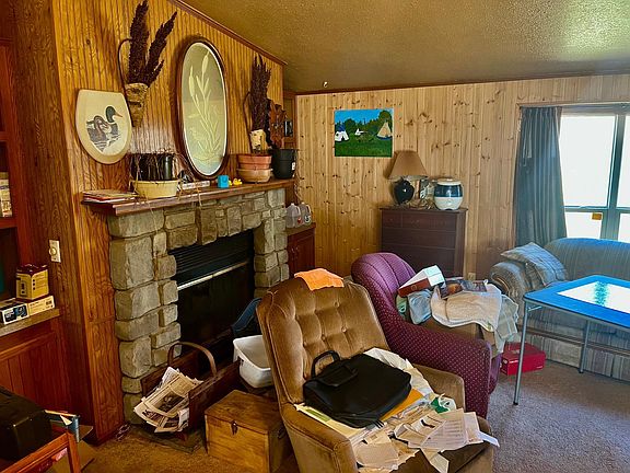2nd image of 27477 Splithand Rd