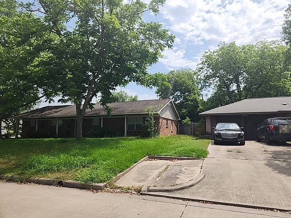 2nd image of 1907 Amy Dr