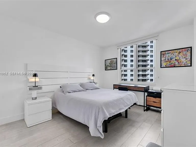701 Brickell Key Blvd #1506 — Photo 19