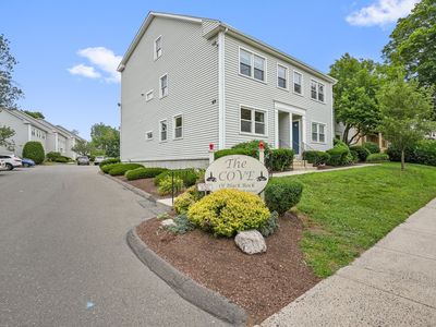 69 Ellsworth Street APT 101, Bridgeport, CT, 06605