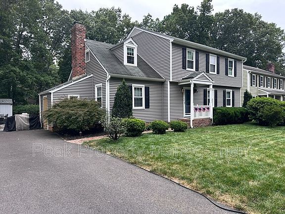 2nd image of 1825 Red Queen Ct