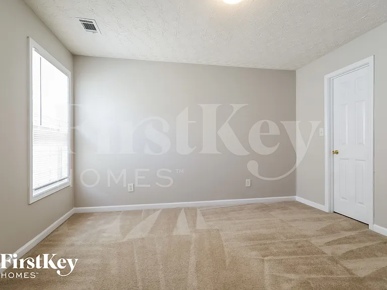 6919 Island Pointe Dr — Photo 14