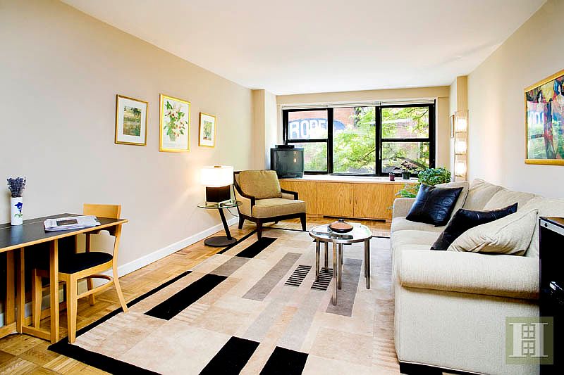 1st image of 200 E 27th St APT 2G