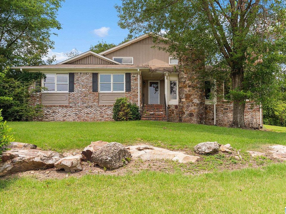 1st image of 414 Shadeswood Dr
