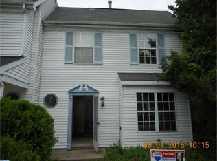 12 Jamie Ct, Clementon, NJ 08021