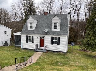 1513 Smith Rd, Charleston, WV 25314