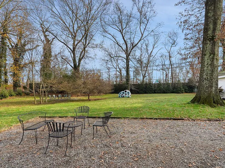 17 Circle Dr — Photo 23