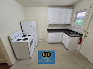 30 Victoria St APT 2, Keene, NH 03431