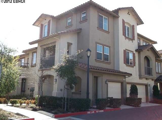 1st image of 402 Presidio St