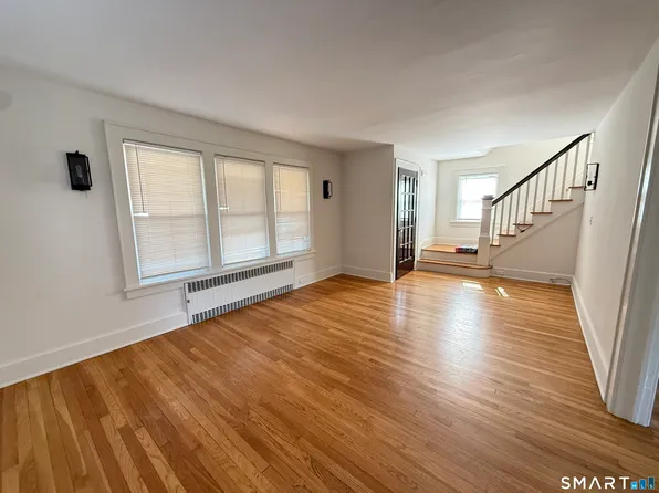 6 Ward St, Norwalk, CT 06851