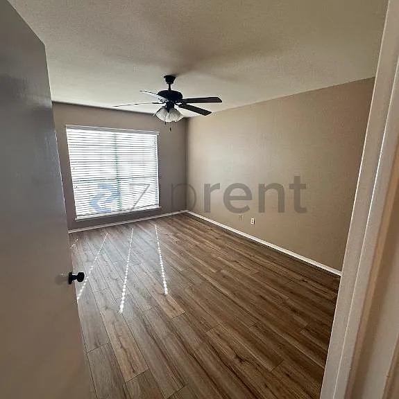 Master bed upstairs