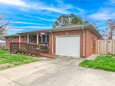 304 E Chickasaw Rd, Virginia Beach, VA, 23462