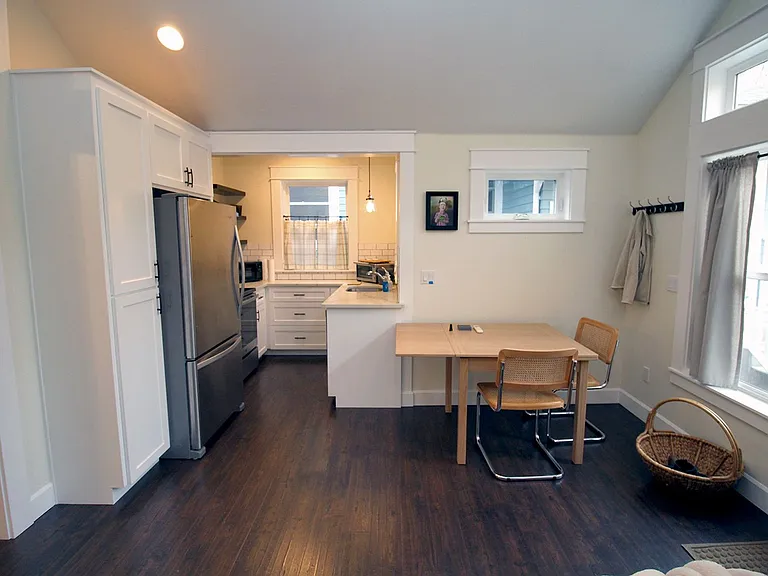 816 NE Imperial Ave — Photo 7