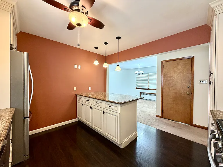 51 W 3rd St #1 — Photo 25