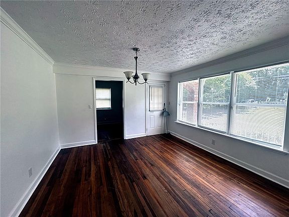 5th image of 1792 Austin Dr