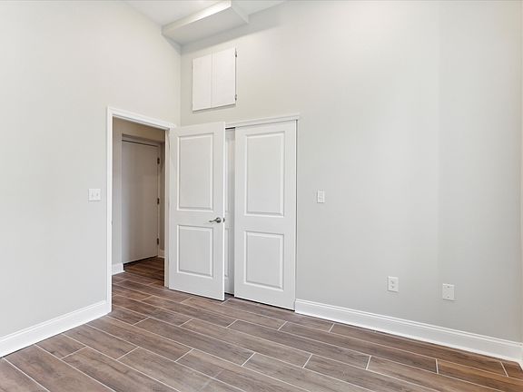 5th image of 59 E High St #10738519