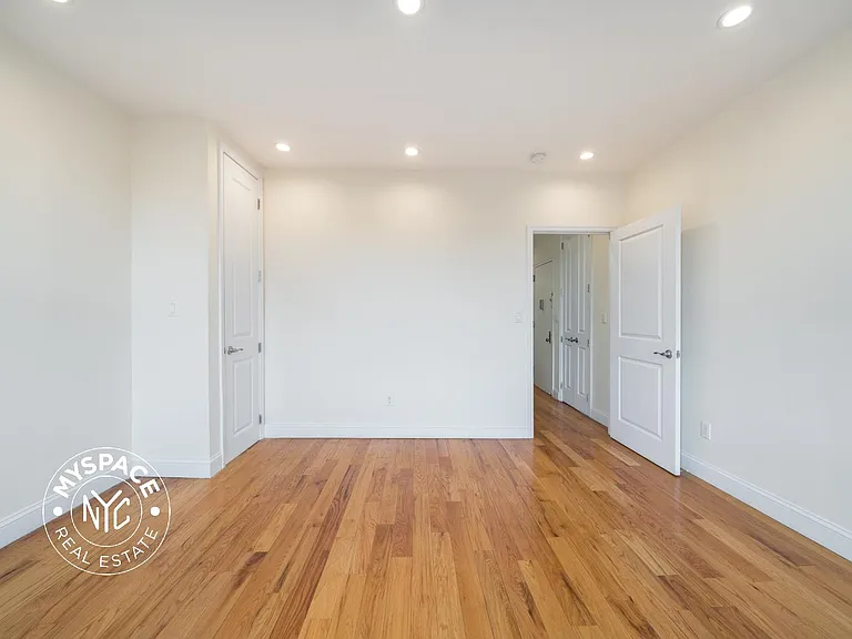 641 Saint Marks Ave #2I — Photo 7
