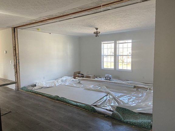 5th image of 5075 Presidential Ln #316