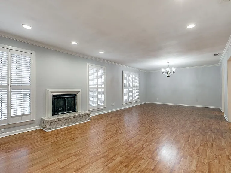 2611 Eisenhauer Rd #903 — Photo 3