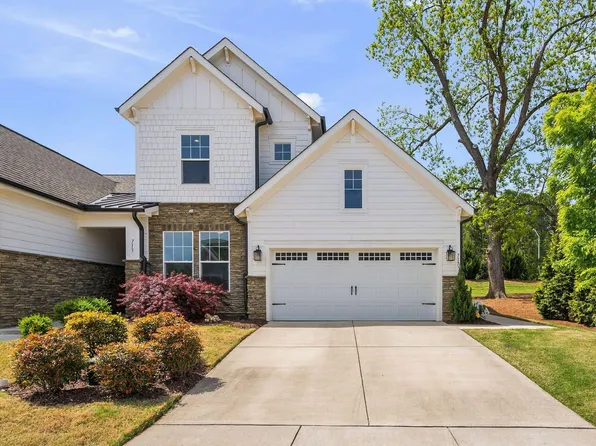 717 Churton Pl, Cary, NC 27518
