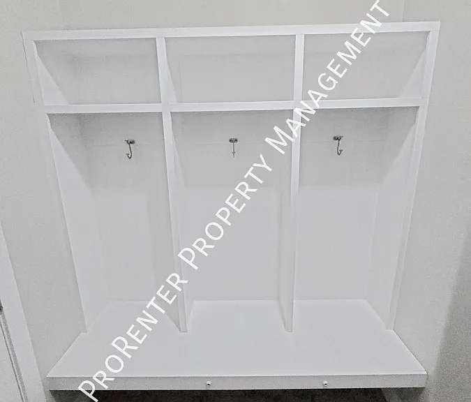 1308 E Maple Way — Photo 32