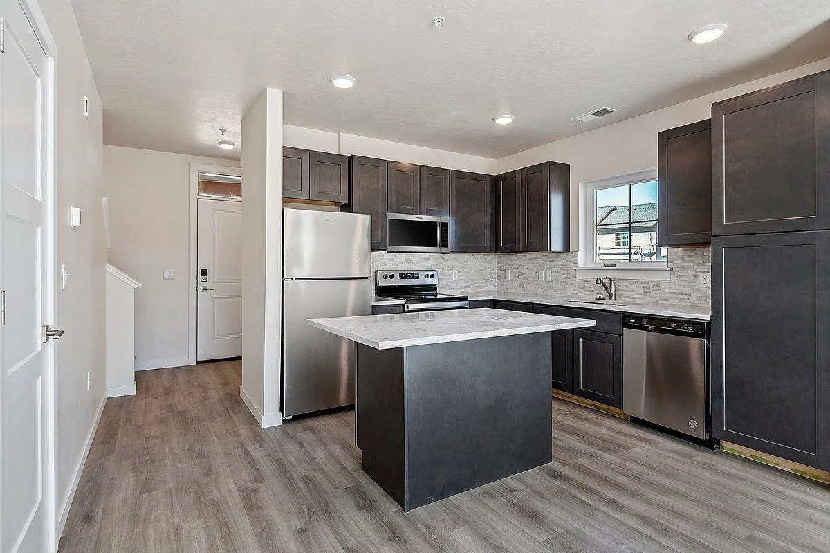 Townhomes At The Silo — Photo 2