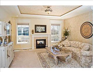 3rd image of 4019 Cedarwood Ln