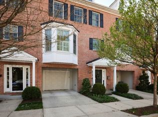 17 Clinton St, Lambertville, NJ 08530