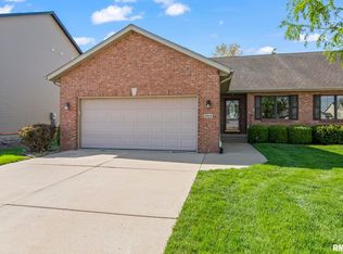 3804 Sugar Loaf Dr, Springfield, IL 62711