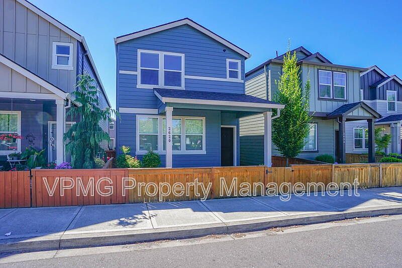 1st image of 2620 NE 117th Pl