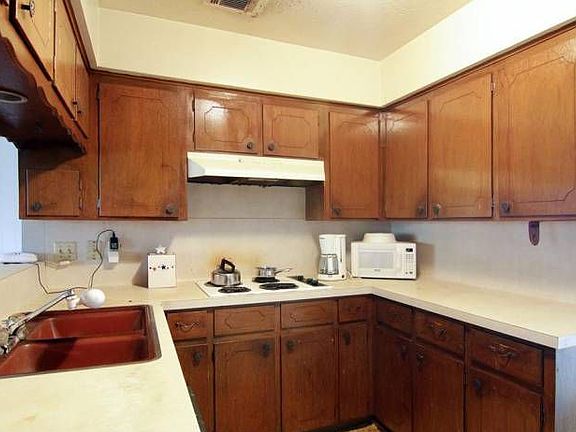 Cozy Kitchen