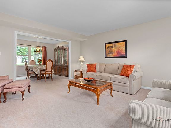 2nd image of 815 Claridge Ct